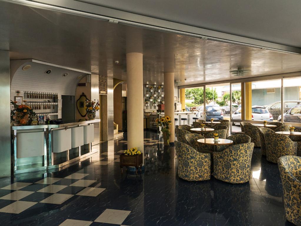 Hotel Fabius Bellaria-Igea Marina Exterior photo